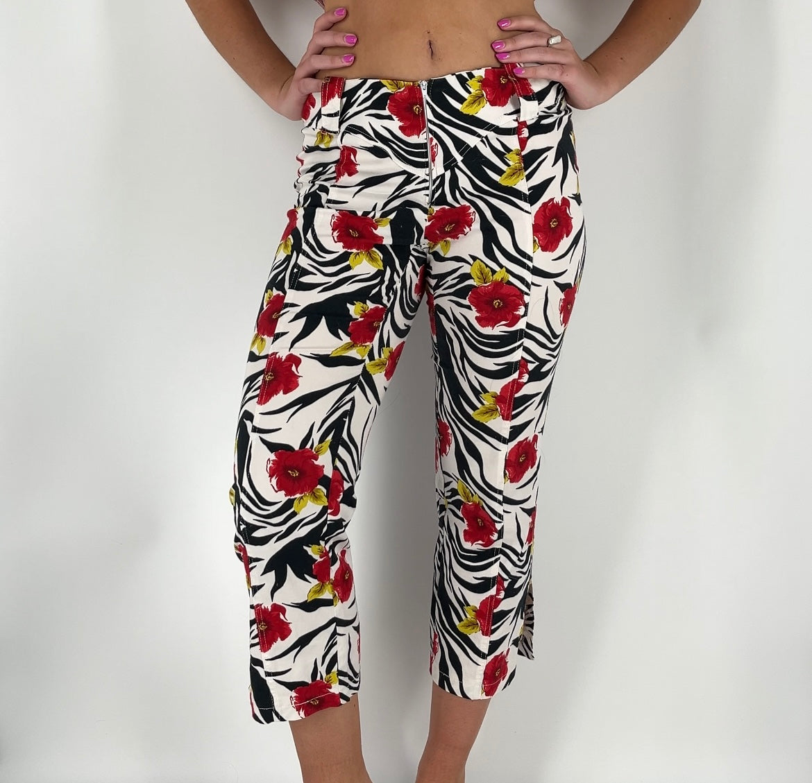 Made in Italy Zebra Floral Capri Pants