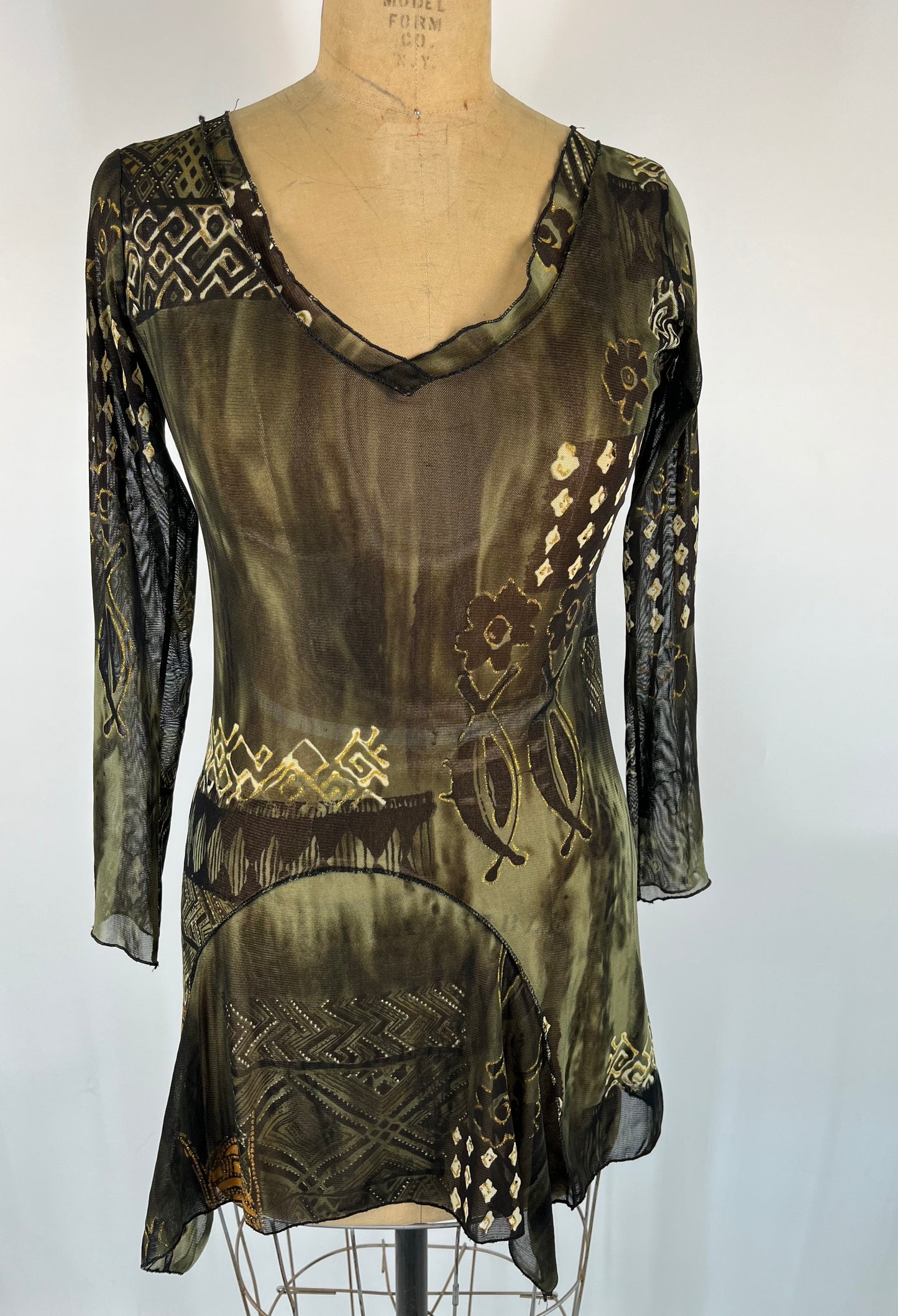 Mesh Printed Tunic With Sparkles