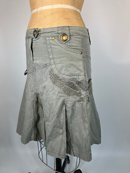 Army Skirt With Cool Zipper Details and Embroidery