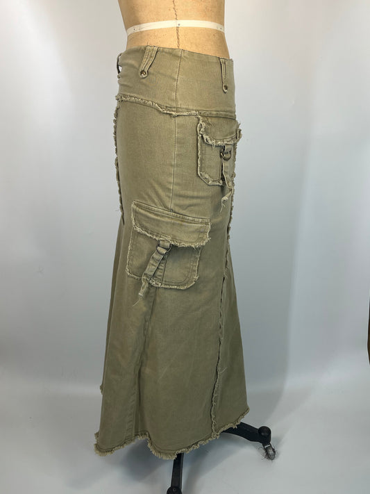 Grunge Distressed Cargo Skirt