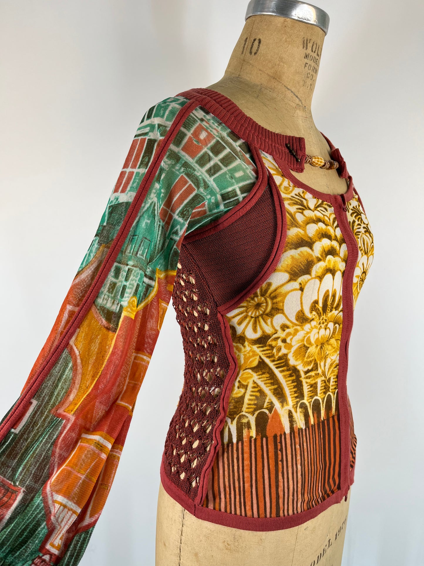 Made in Italy Save the Queen Mesh Zipper Top