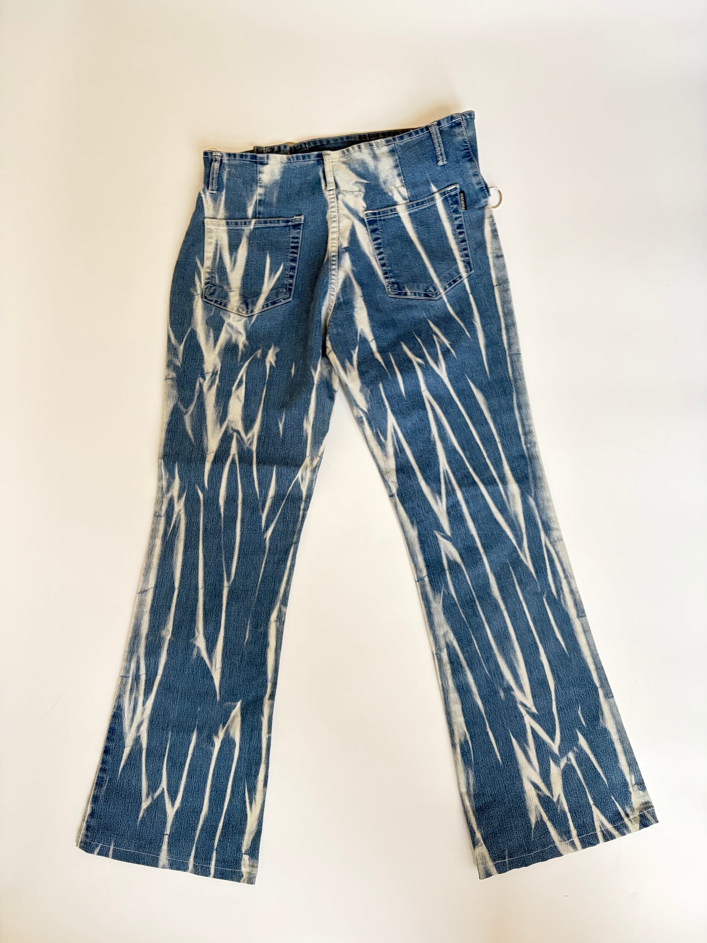 Euro Bleached Jeans with Pierced Chain Belt