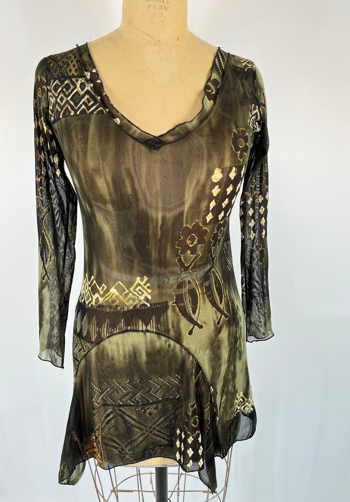 Mesh Printed Tunic With Sparkles