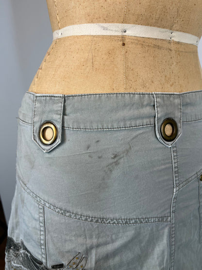 Army Skirt With Cool Zipper Details and Embroidery